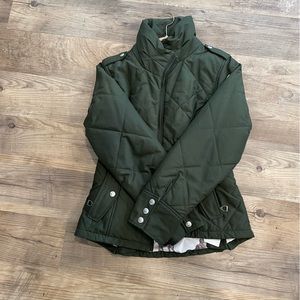 Woman’s Ariat coat. EUC